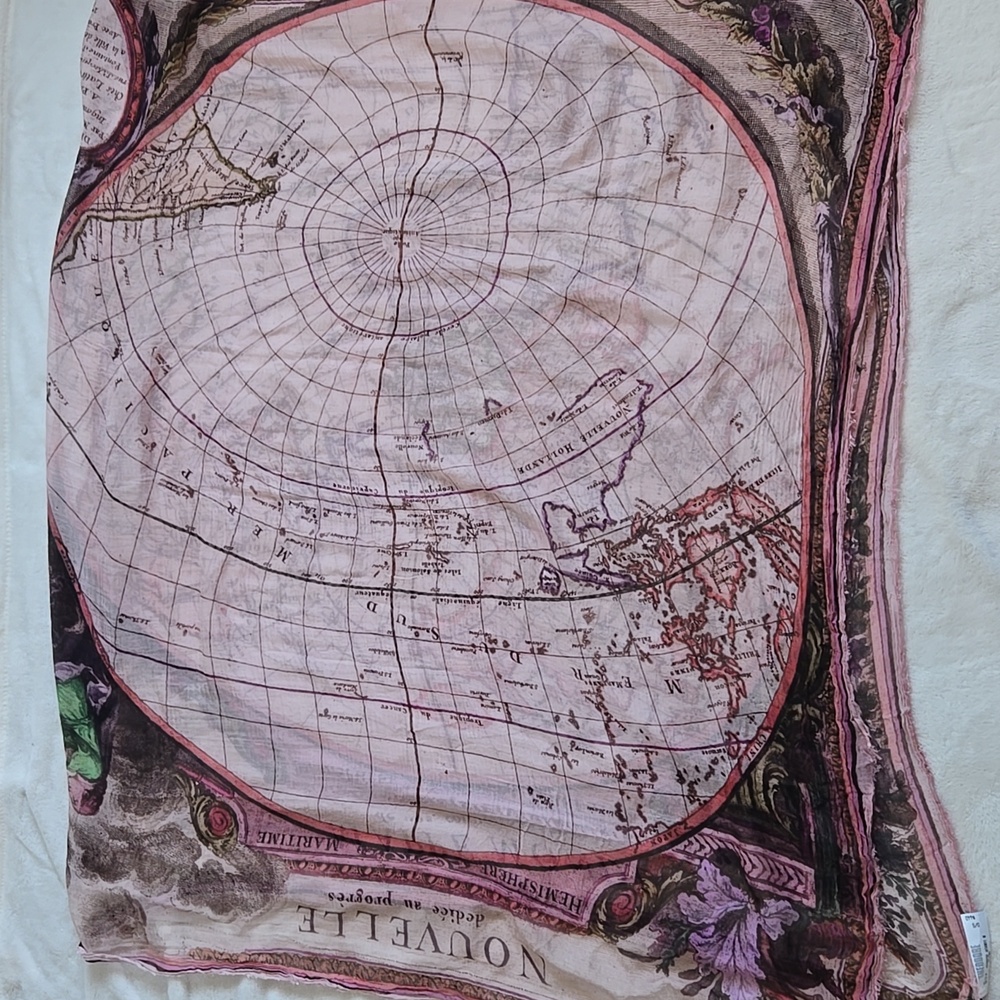 813 Ottotredici Scarf/ Shawl - Picture 5 of 16